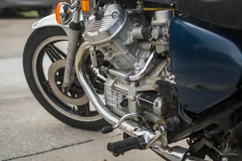 Illustration for article titled Oppo 2 wheel review: 1980 Honda CX500